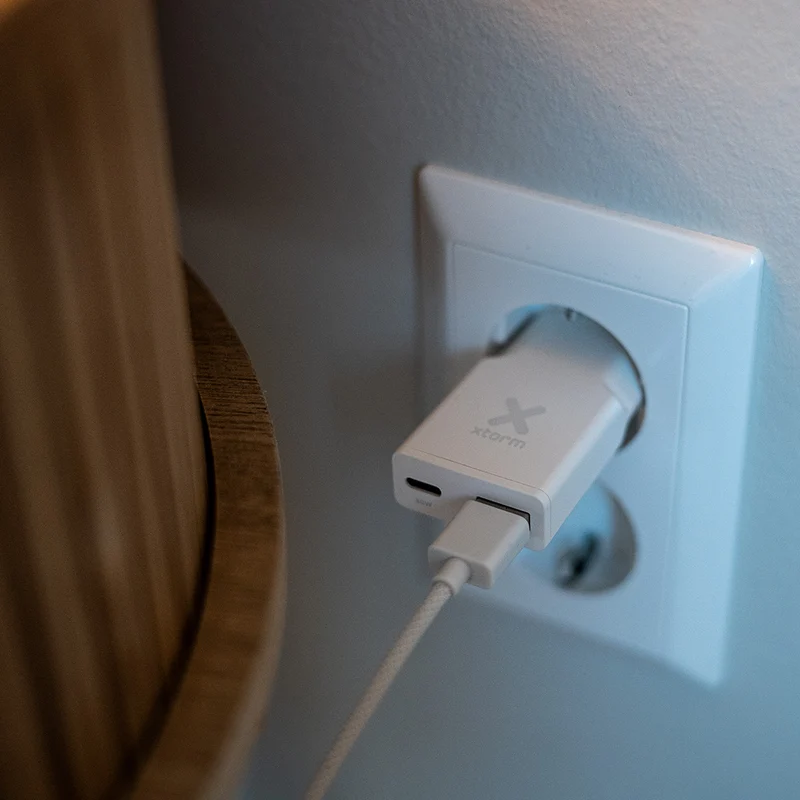 SlimLine 25W Charger
