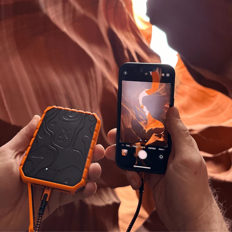 Xtreme Power Bank Rugged 20W - 10.000 mAh - Extérieur - Étanche avec Lampe de Poche - Quick Charge 3.0