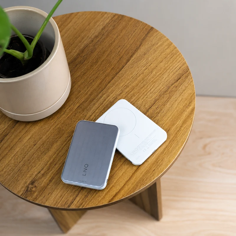 LINQ Semi-solid State Magnetic Power bank 5.000