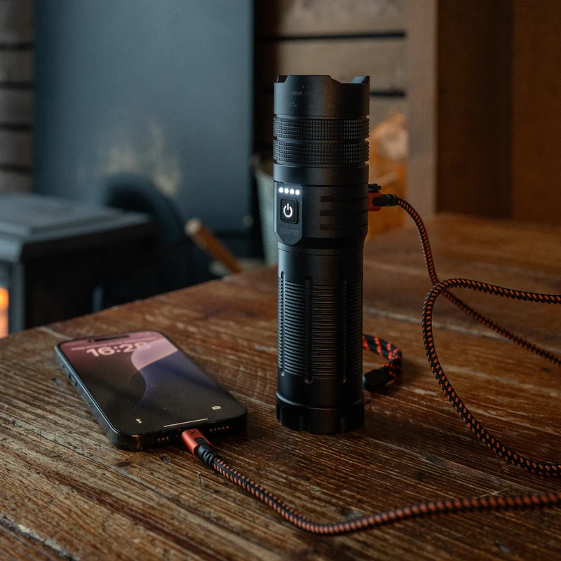 Flashlight Powerbank 10.500 mAh