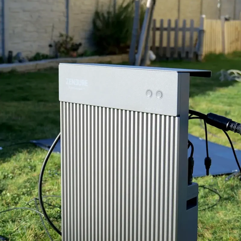 Zendure Système de stockage tout-en-un AIO 2400 pour centrales électriques de balcon
