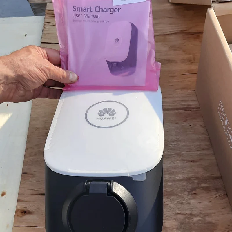 Huawei Wallbox Smart Charger AC 3-phase 22KT-S0
