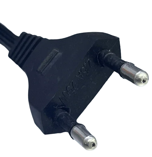 Câble secteur type 8 IEC C7 lampe torche rechargeable 220V