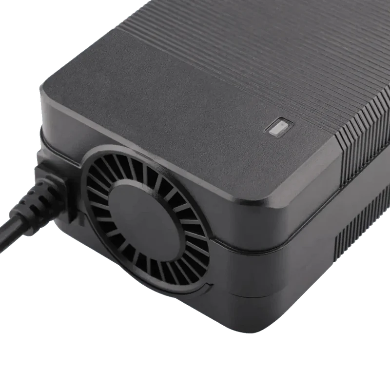 Chargeur de vélo électrique 54.6V 3A fiche RCA